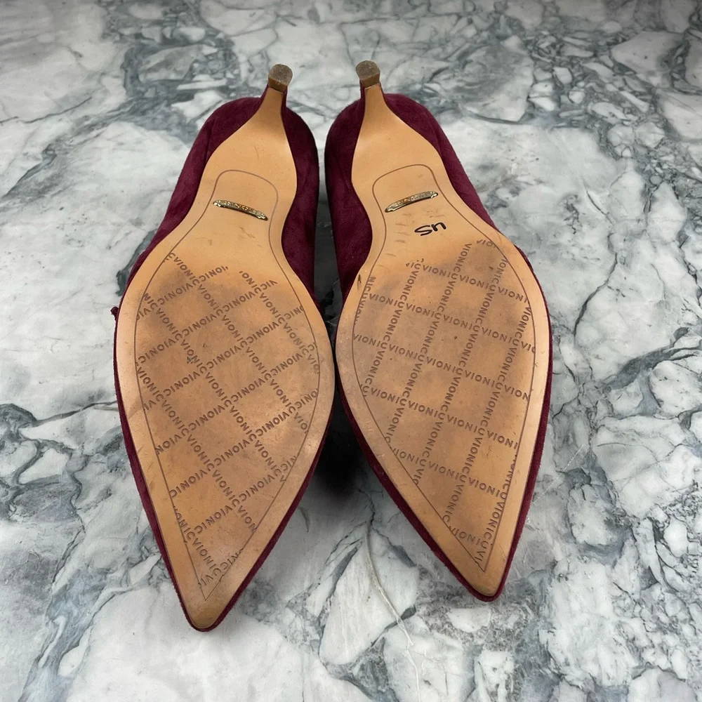 Vionic- Kit Minnie- Kitten Heel Suede Mary Jane Heels- Wine- Size 7.5 - Picture 5 of 13